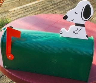 "Snoopy Dream" US-Mailbox Aluminium grün absolut rostfrei